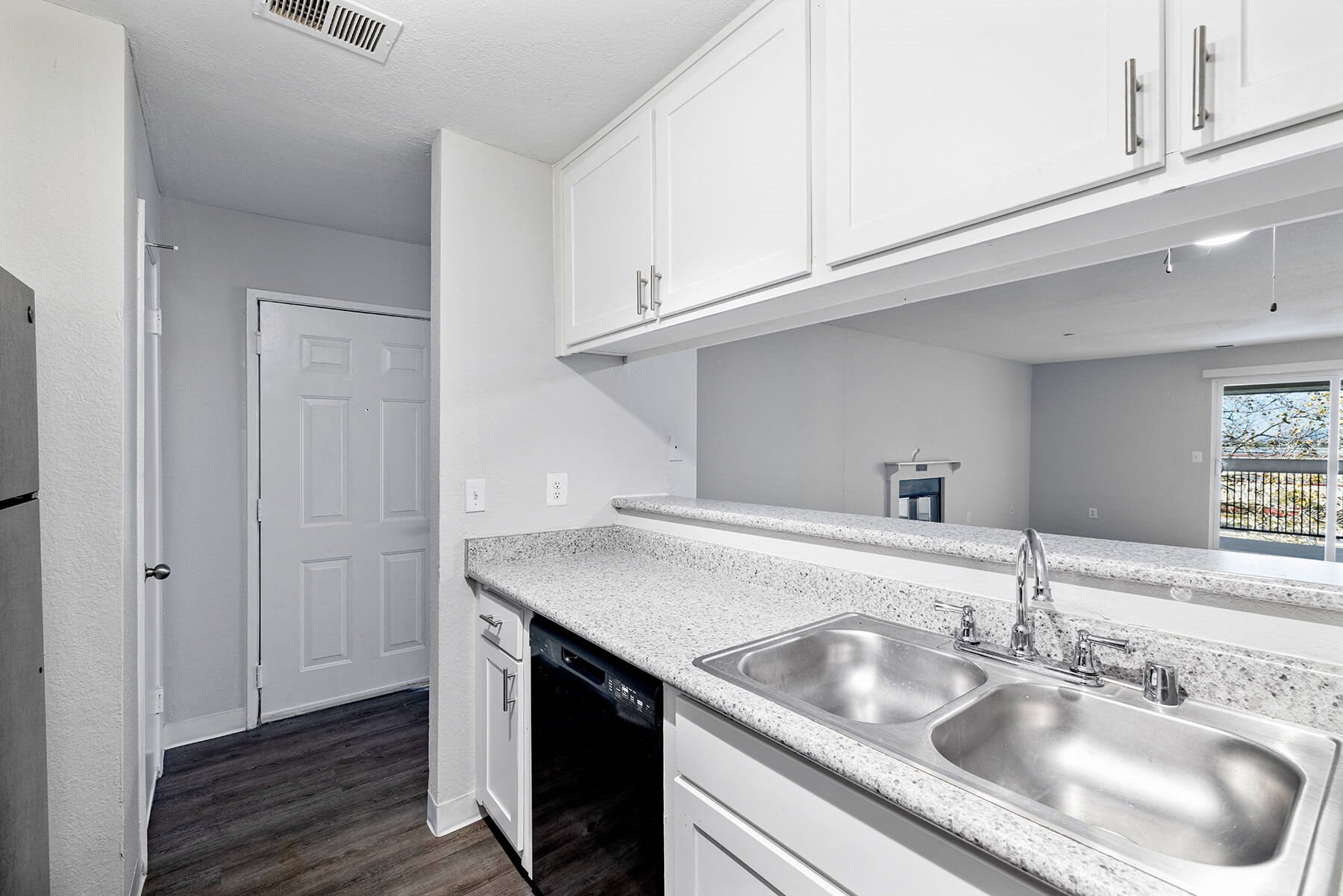 Kitchen countertops at Hilltop Commons Apartments in San Pablo CA